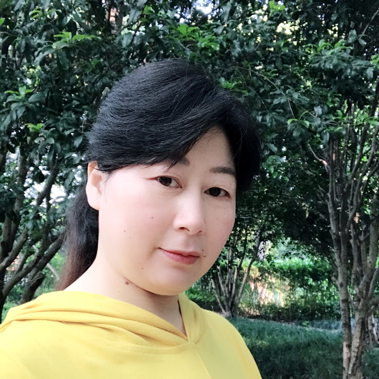 孤單回眸小蜜蜂的照片