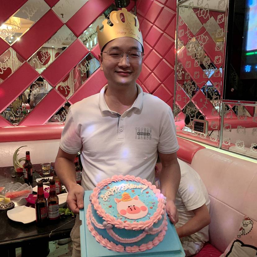 感动踢灰狼的照片