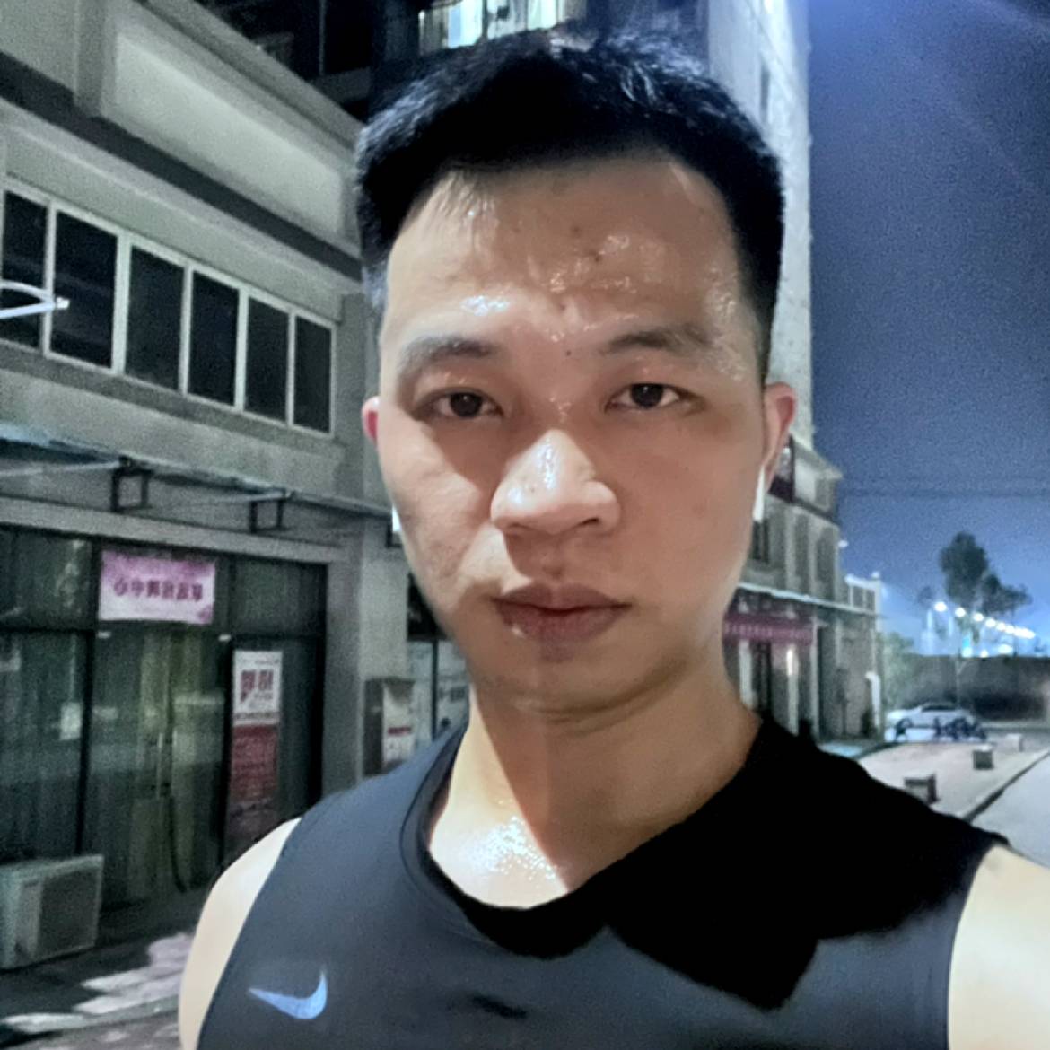 钢铁侠的内心的照片
