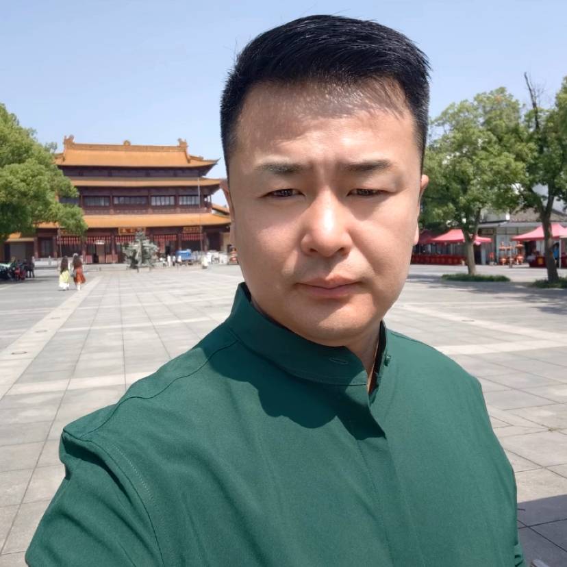 向阳而生的照片