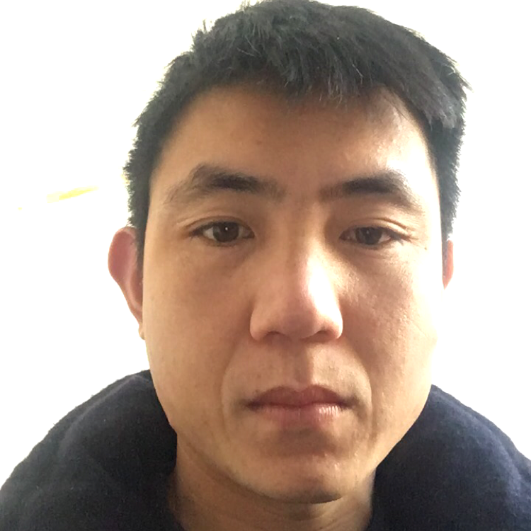 野狼浅吻儒雅的照片