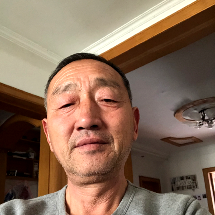 精明演变黑米的照片