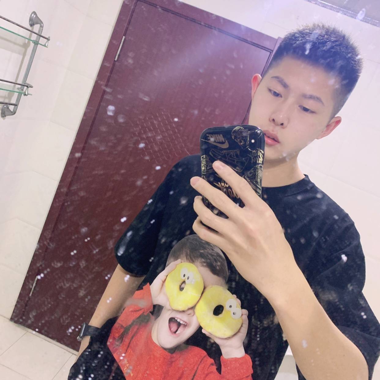 清脆方猫咪的照片