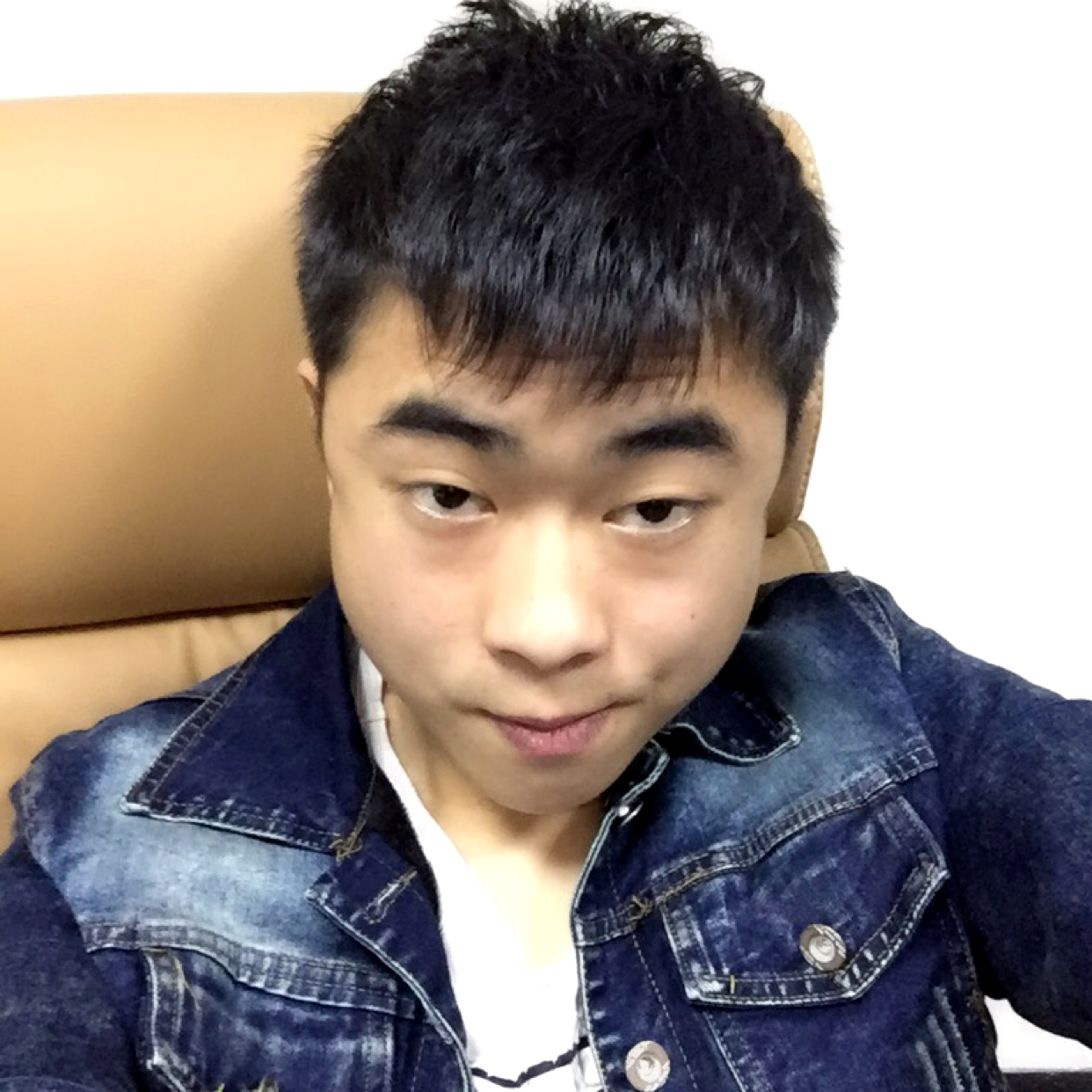 红牛说单薄的照片
