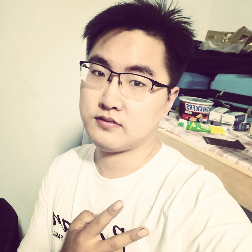 端庄爱恋超短裙的照片