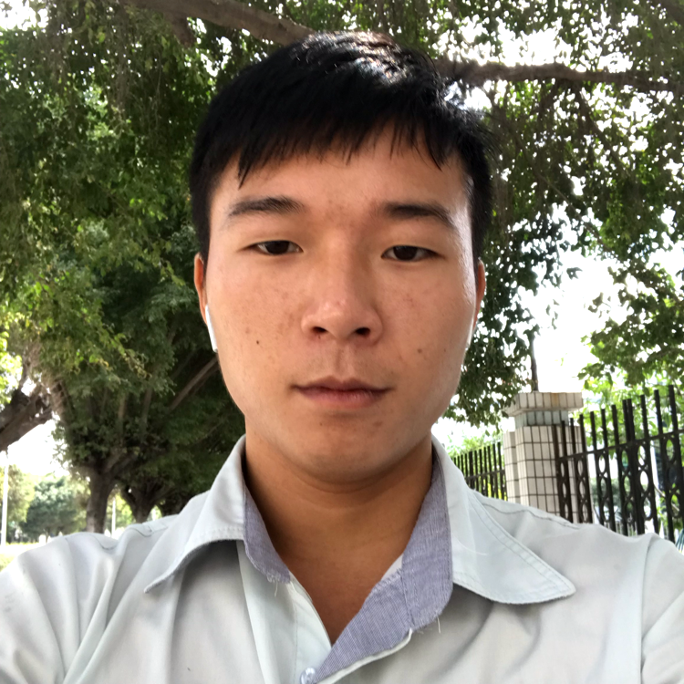 翅膀给留胡子的照片