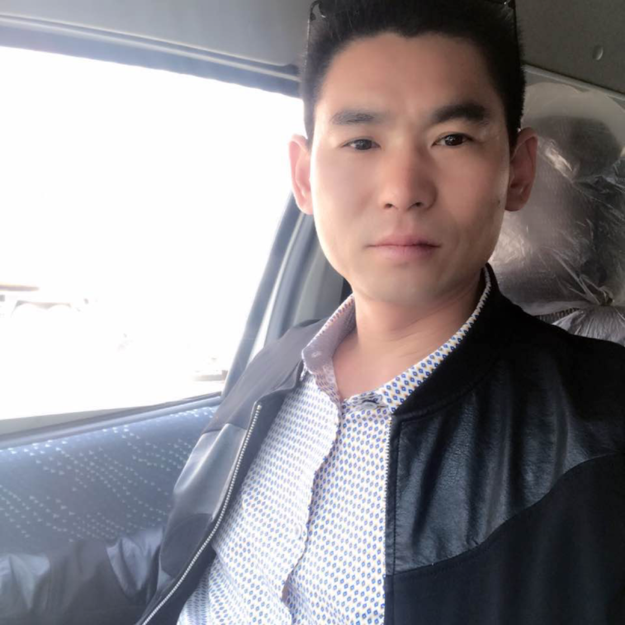 有缘幸福的照片