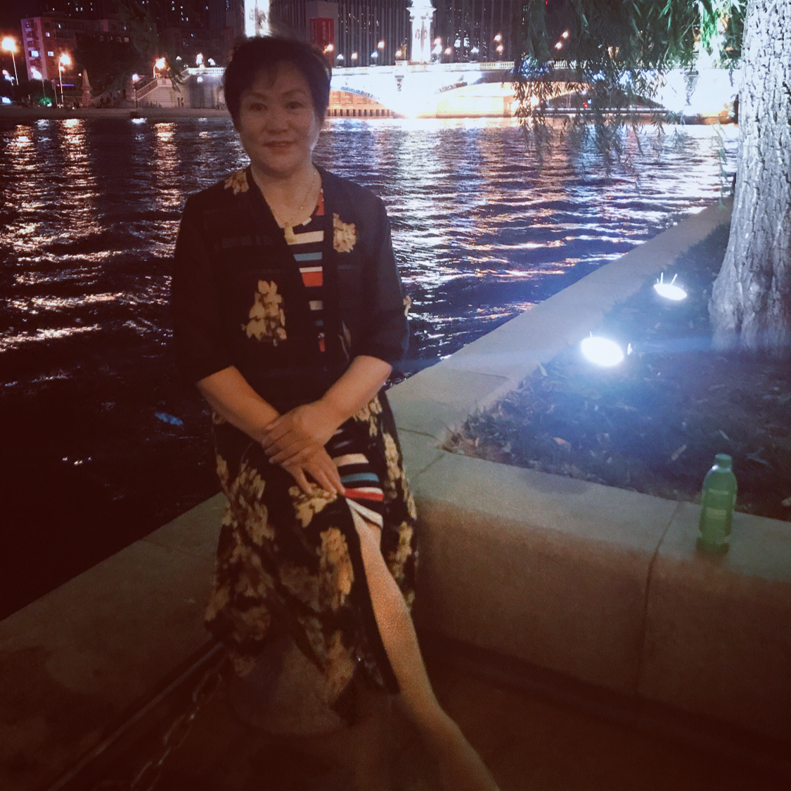 沉静闻微凉的照片