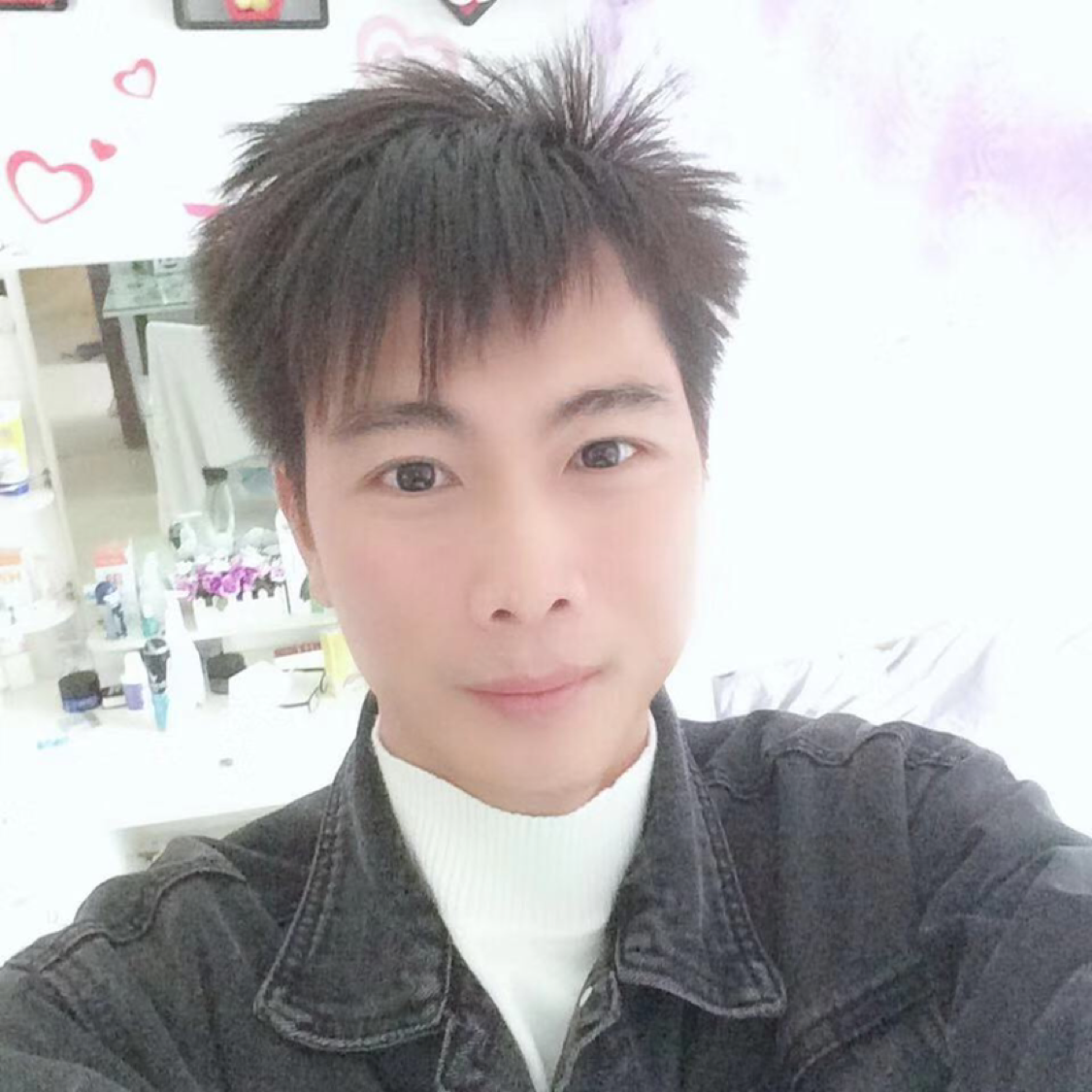 XJ444的照片