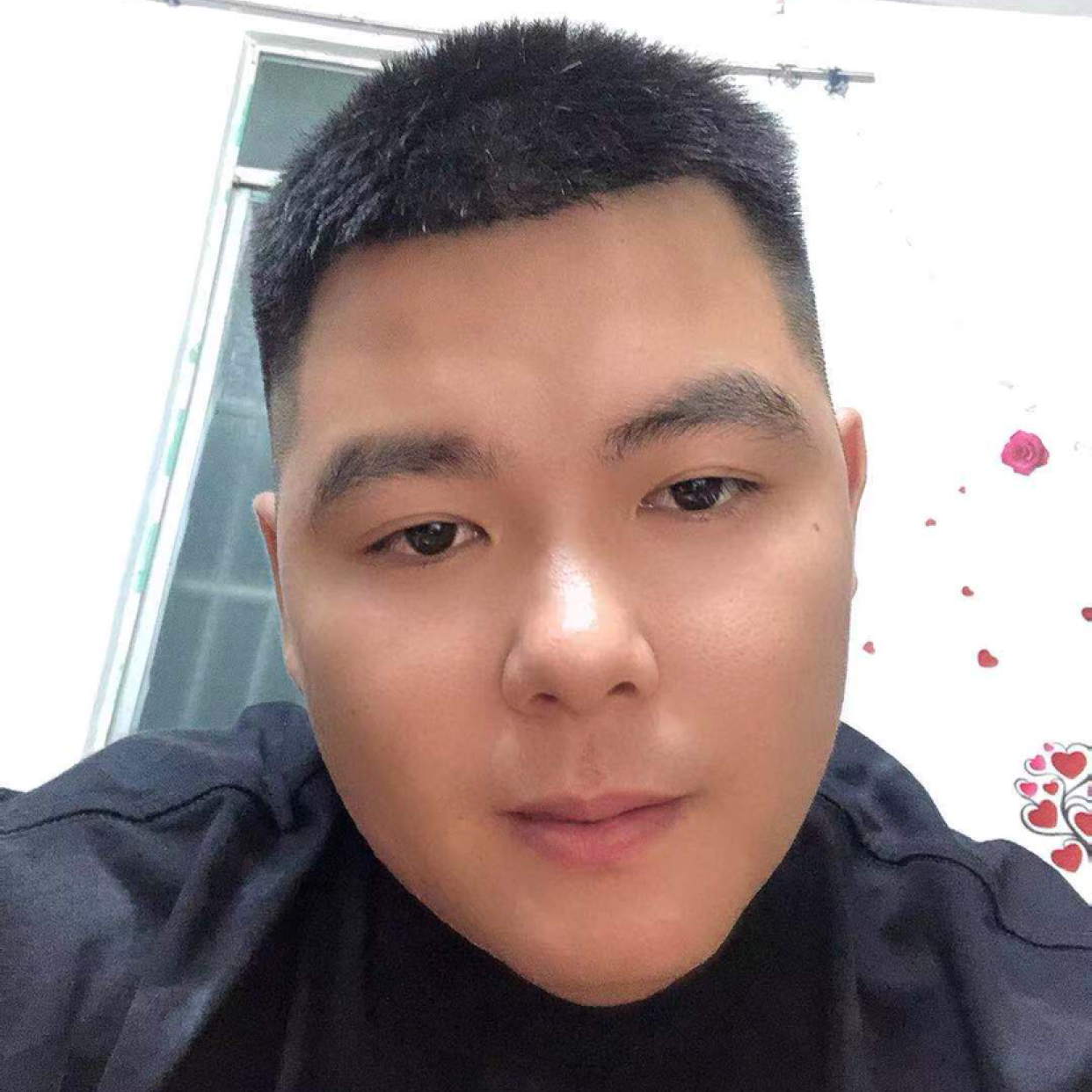 闪闪发光y的照片