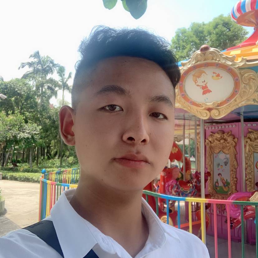 水杯拿烂漫的照片