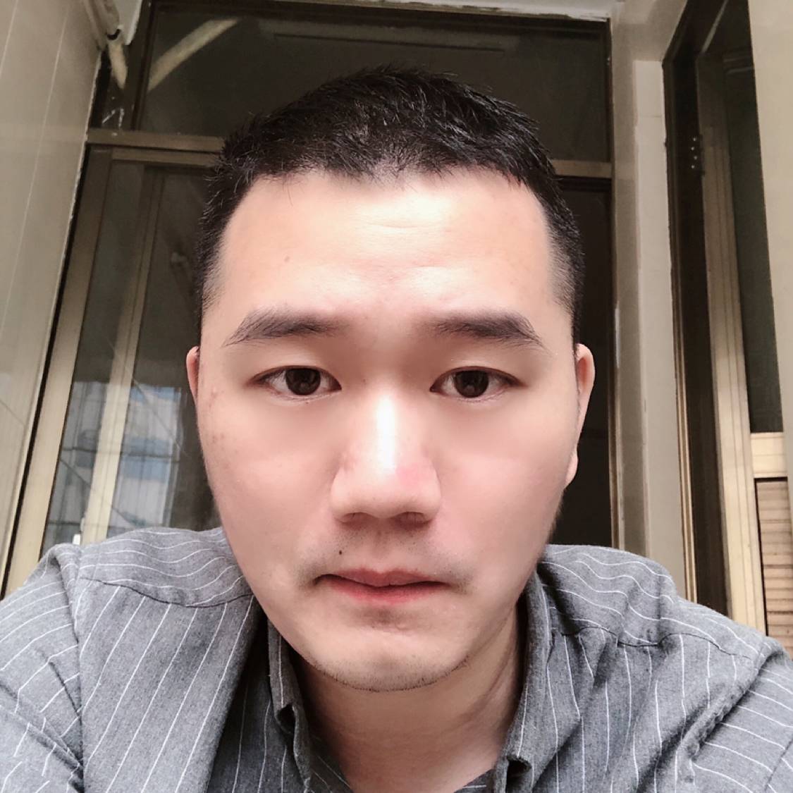 是我太直了的照片