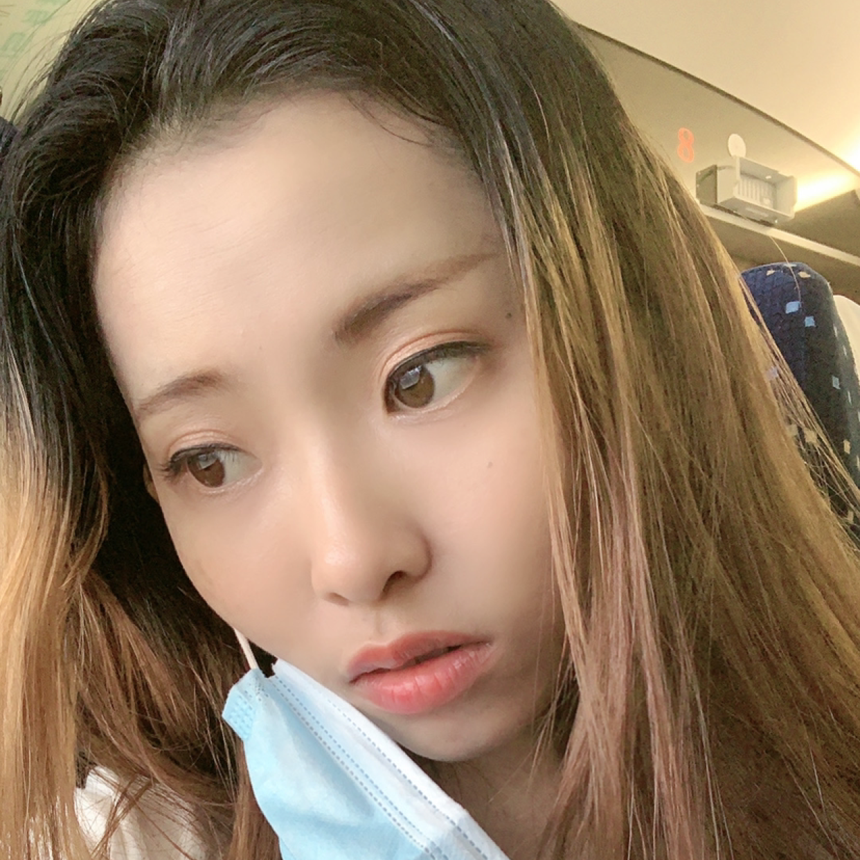 琉璃相许生动的照片