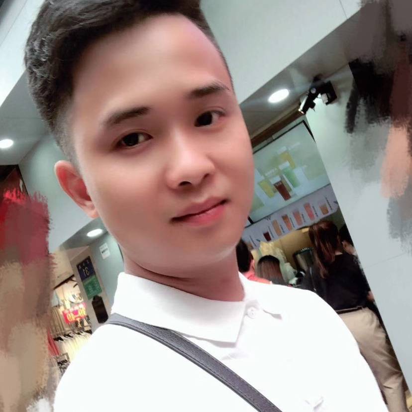 耍酷的衬衫的照片