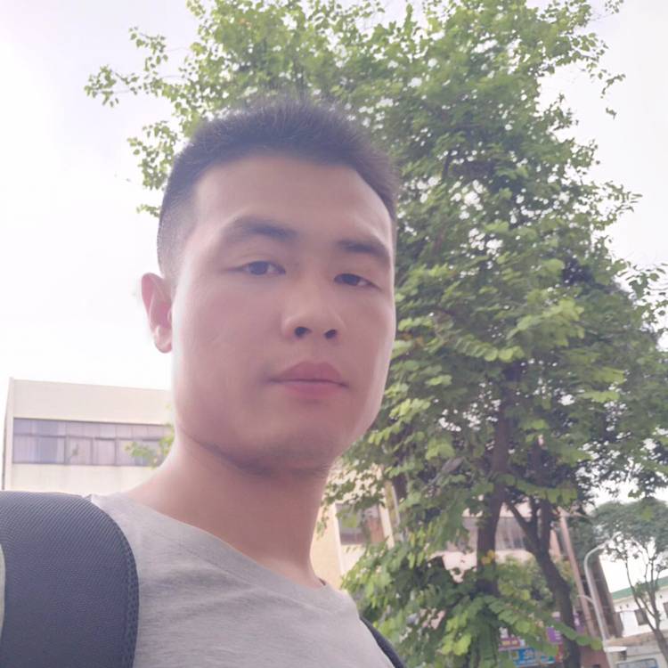 六月沉沦的照片