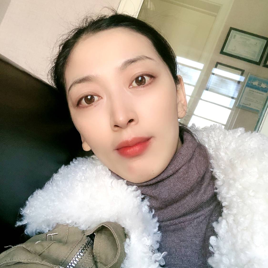 静静悄不了的照片