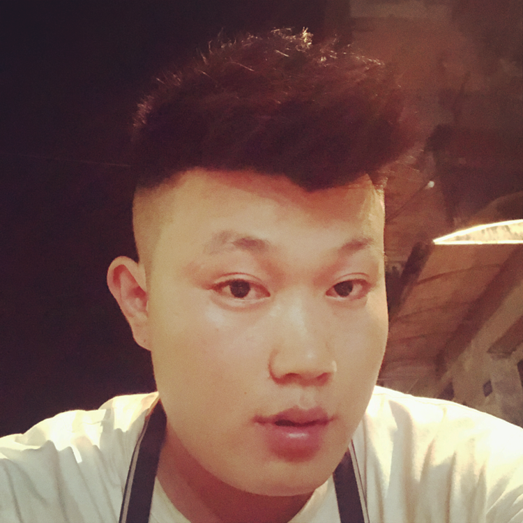 凉城恬静的照片