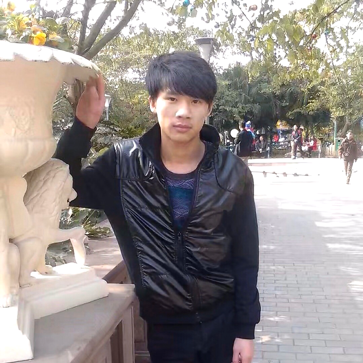 忧郁有朋友的照片