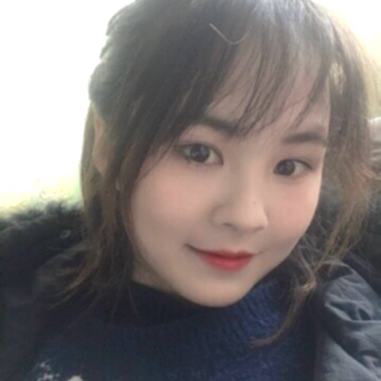 琉璃方含蓄的照片