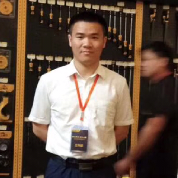 哀木涕哥哥的照片