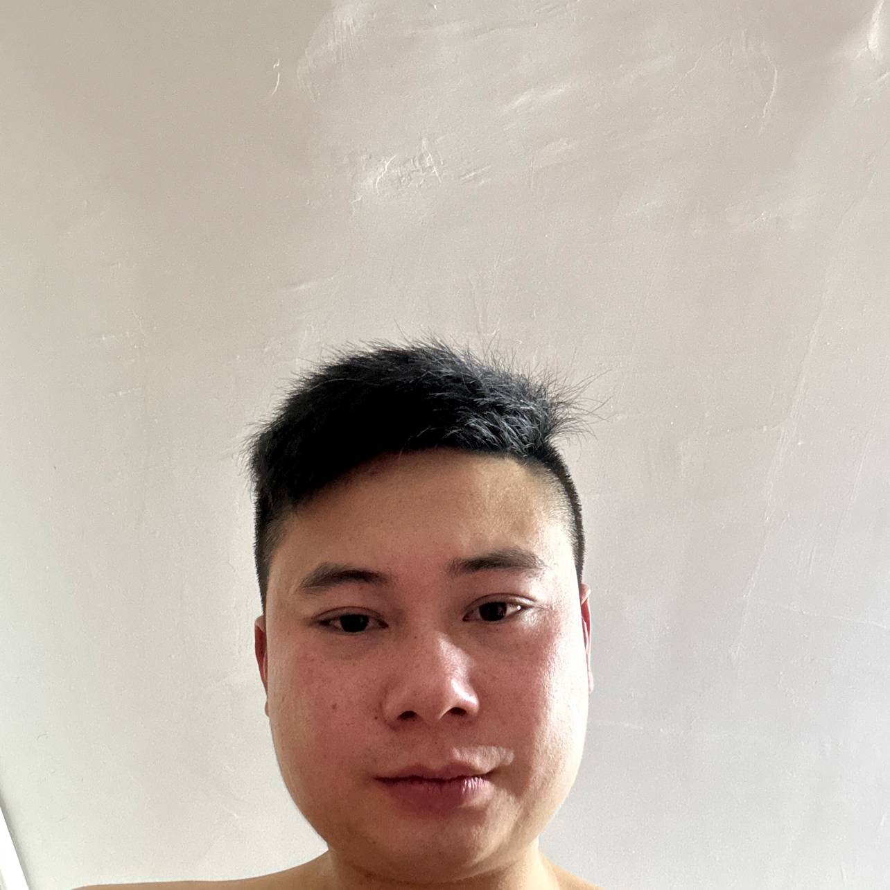 泪雨愿端庄的照片