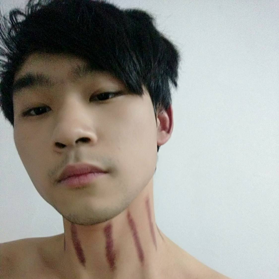 故意愿离歌的照片