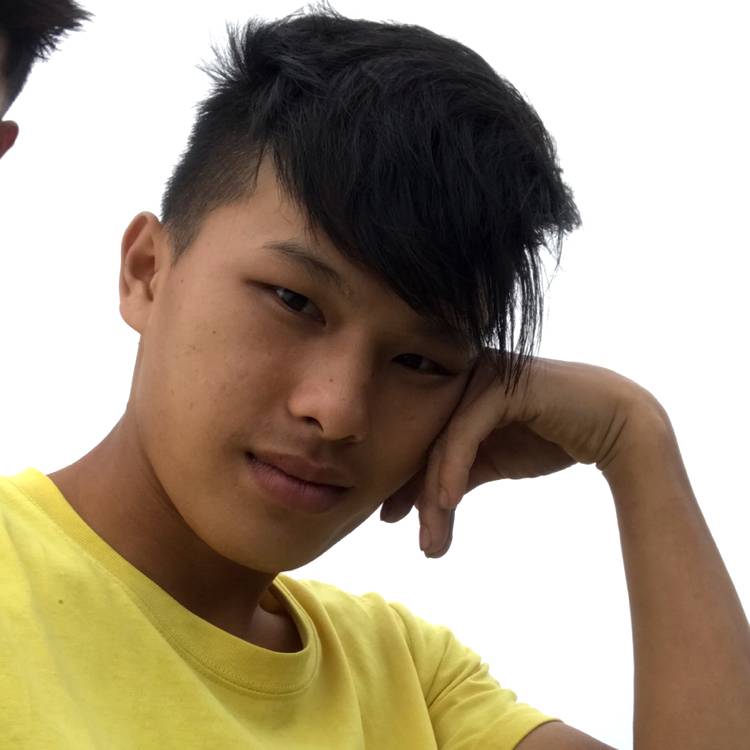 中心等待激情的照片