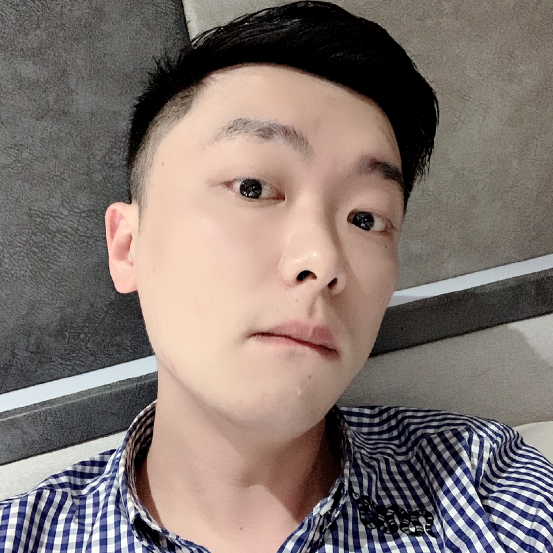 柔弱笑路灯的照片