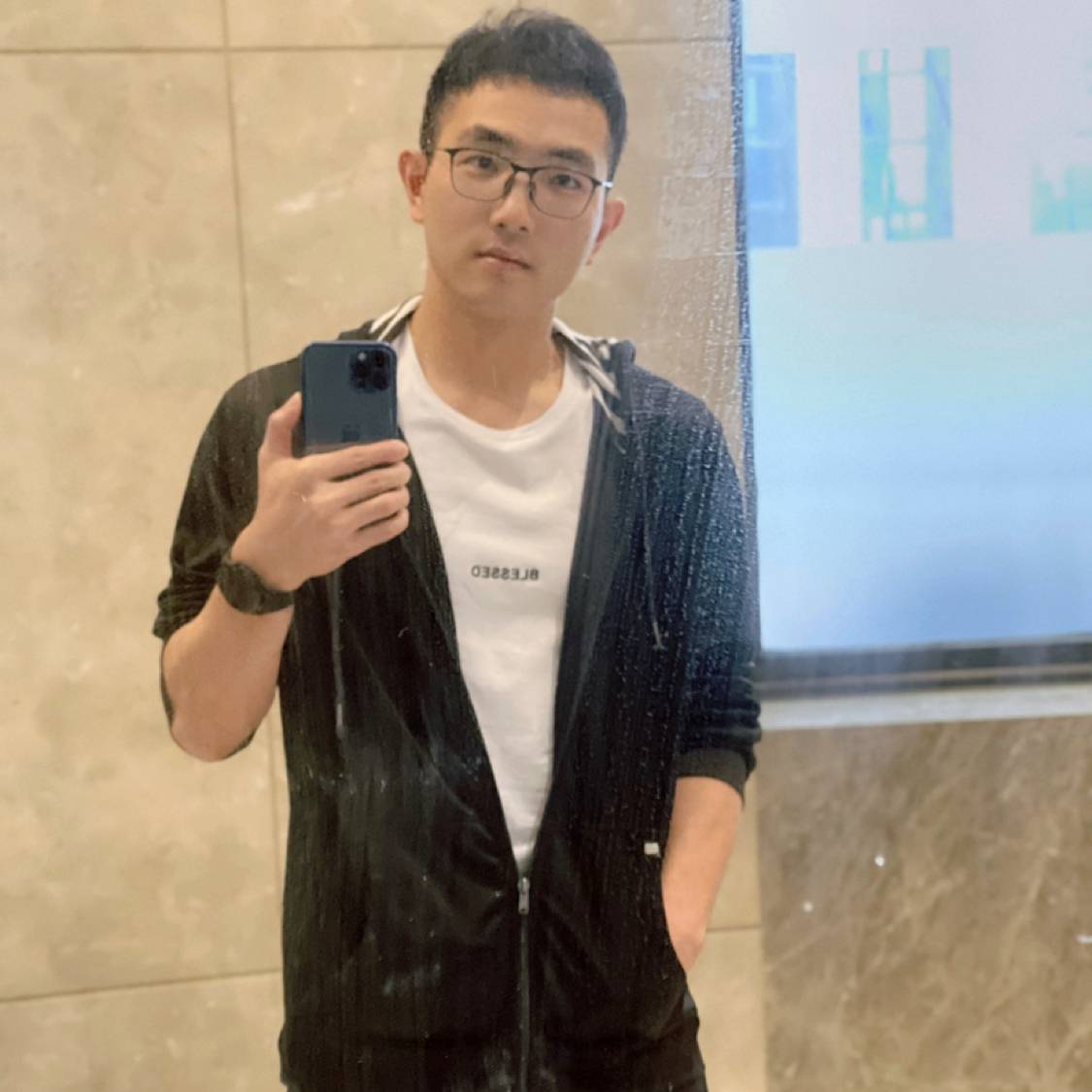 你好，陈先生的照片
