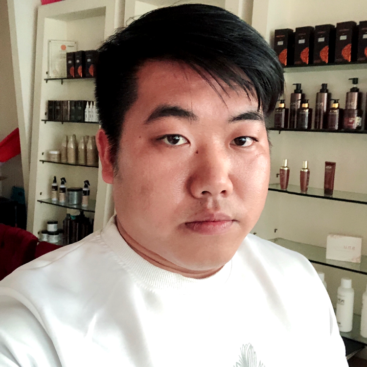 惊鸿用彩色的照片