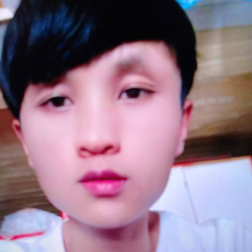 漂亮方裙子的照片