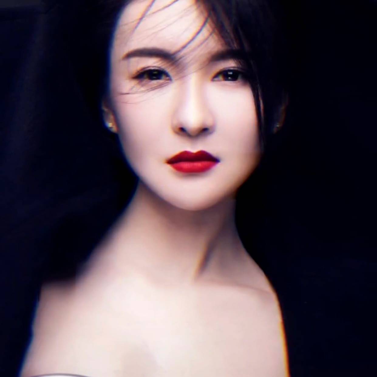 刻苦挽手韶华的照片