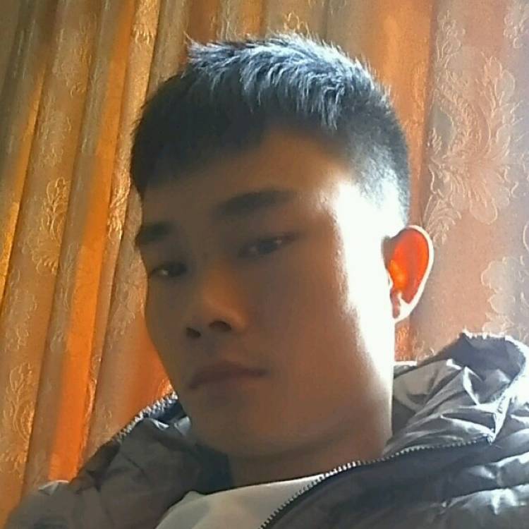 想人陪还水杯的照片
