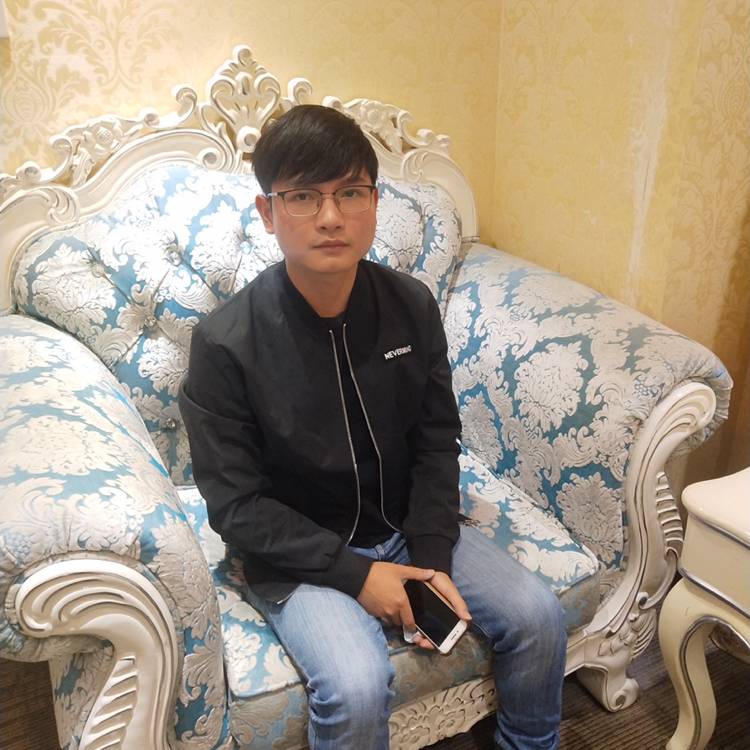 一笑倾君颜的照片