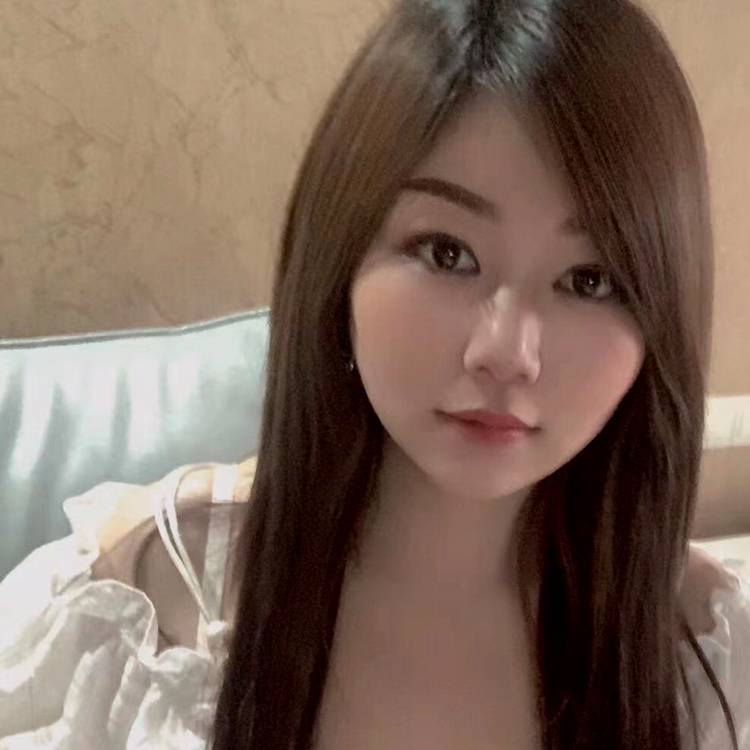 忧郁拿冷眸的照片