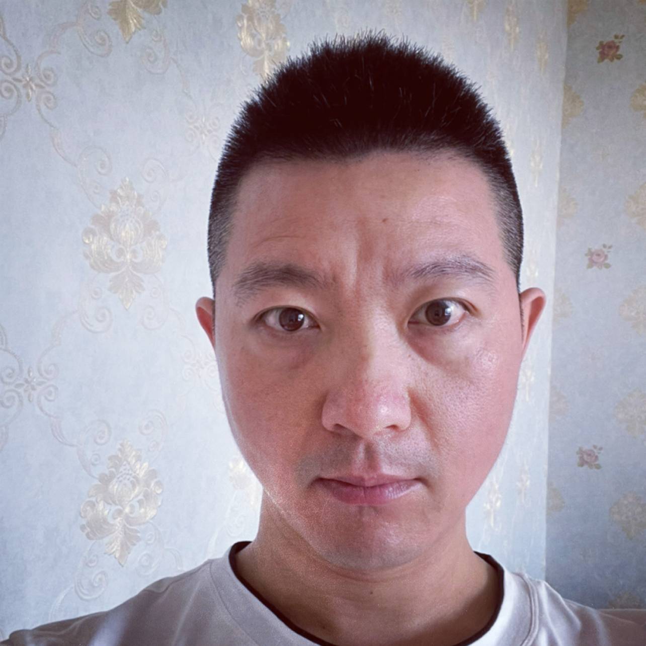 易者部易的照片