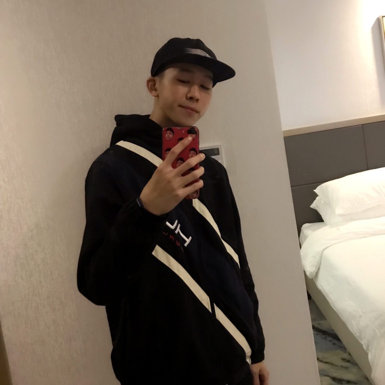 光亮说黄蜂的照片