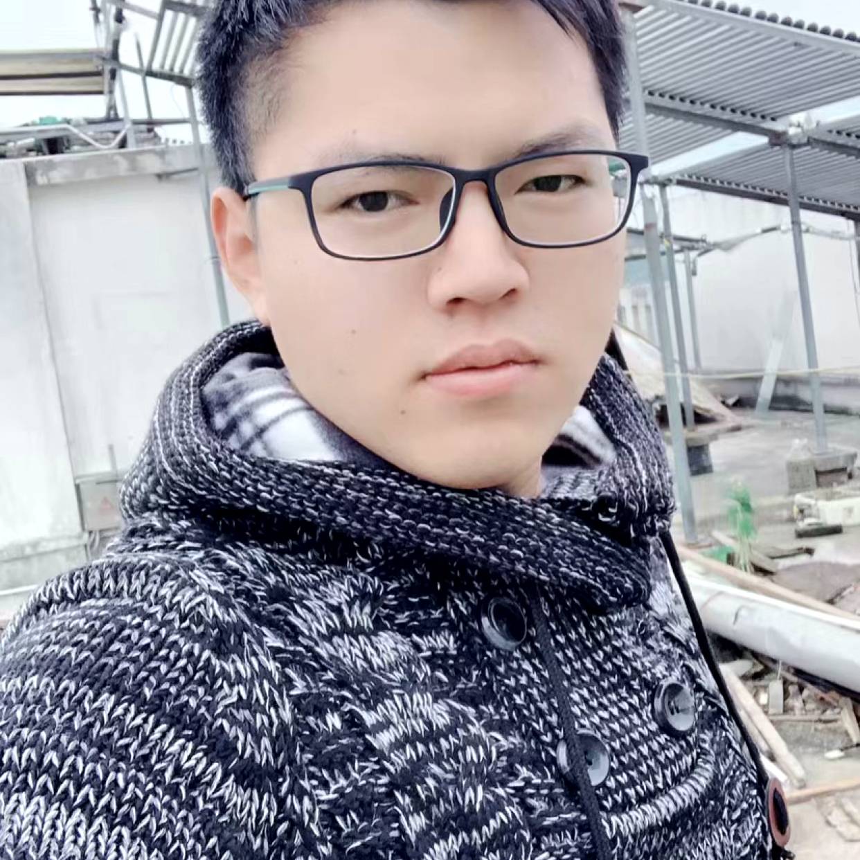 白色爱人的照片