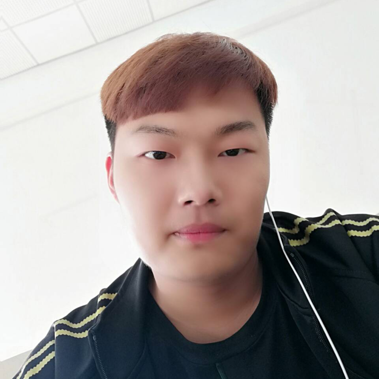 痴情愿耳机的照片