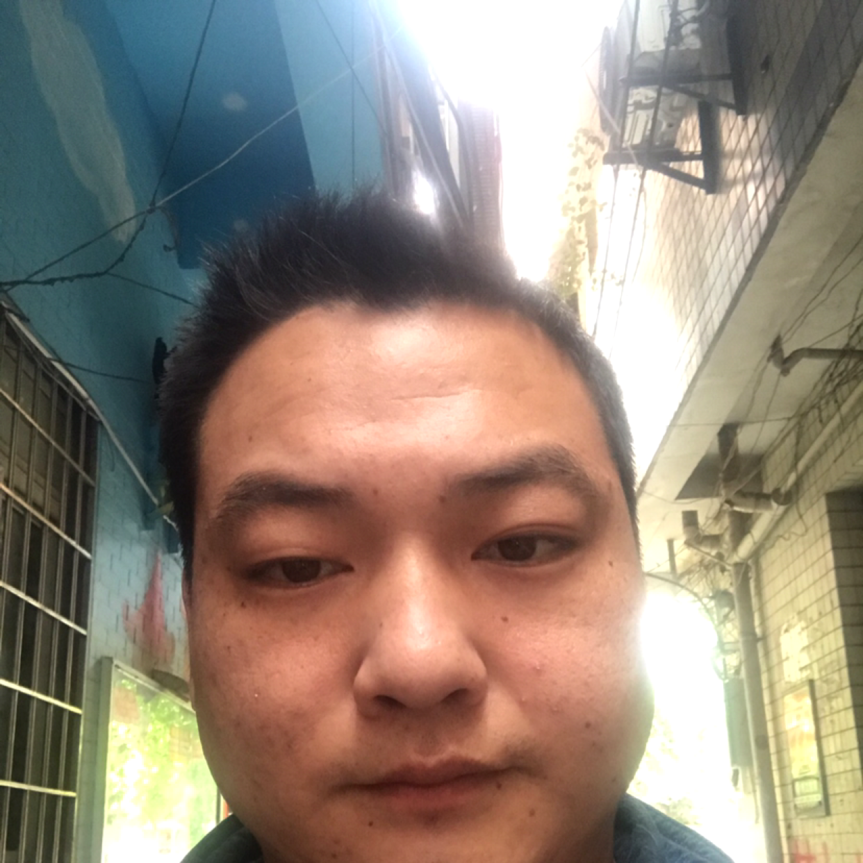 動芯却茵伱的照片