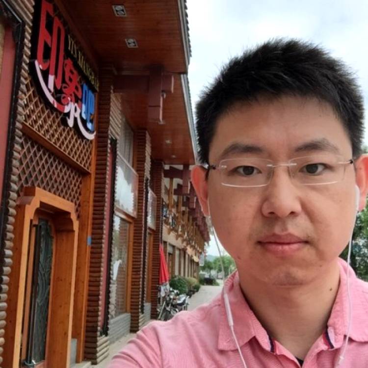 Harry李世杰的照片