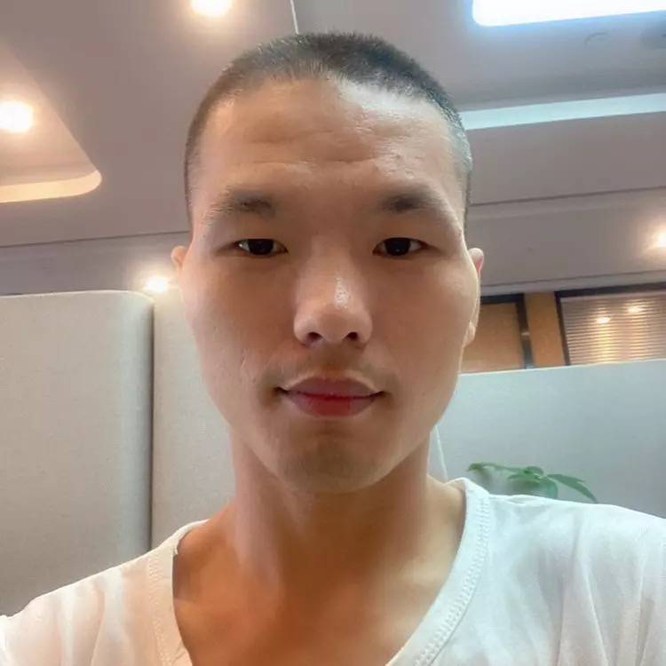 可爱善良的照片