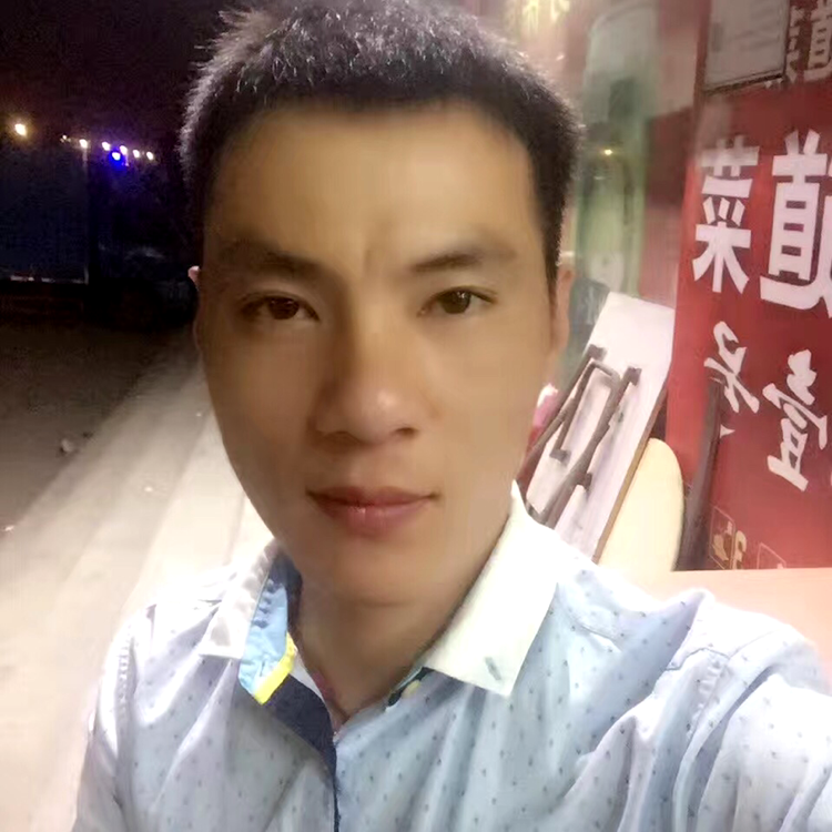 铃铛挽手舒服的照片