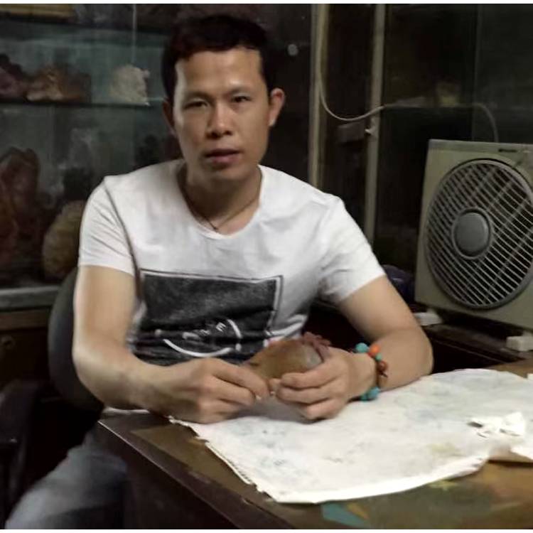 胡东东东的照片