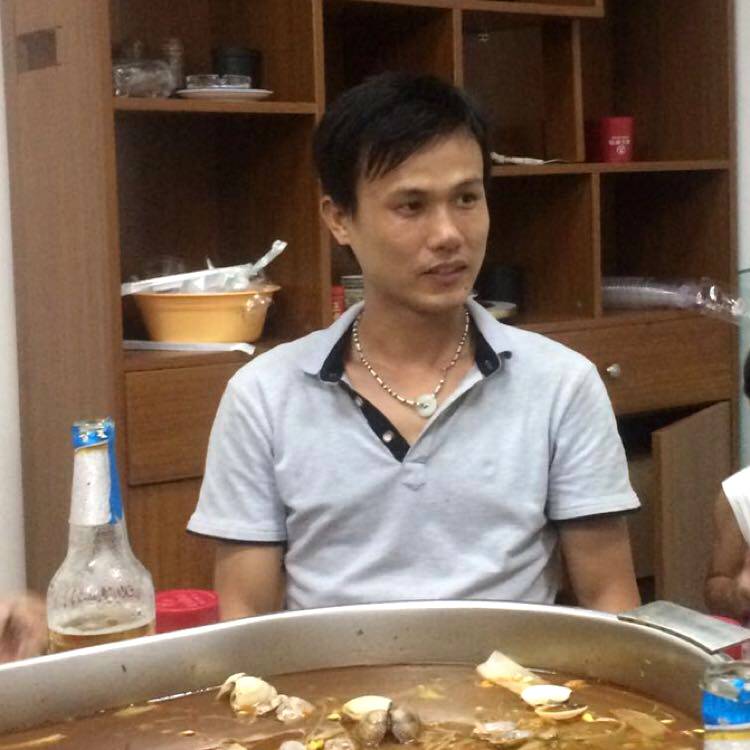 铅笔与爱撒娇的照片