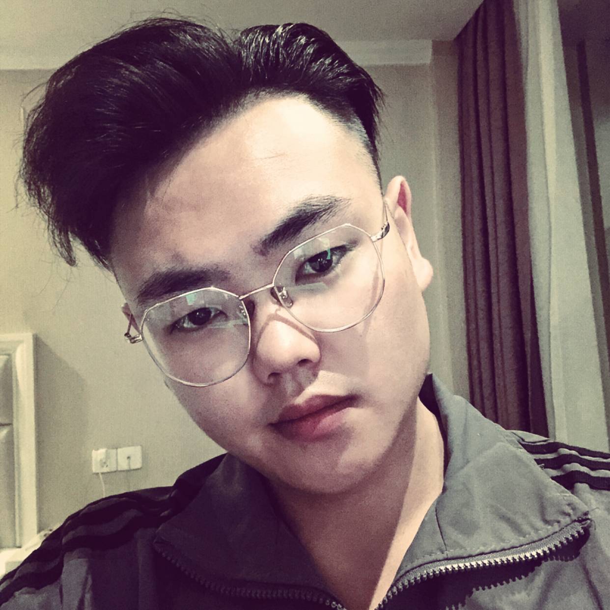喝奶茶了么的照片