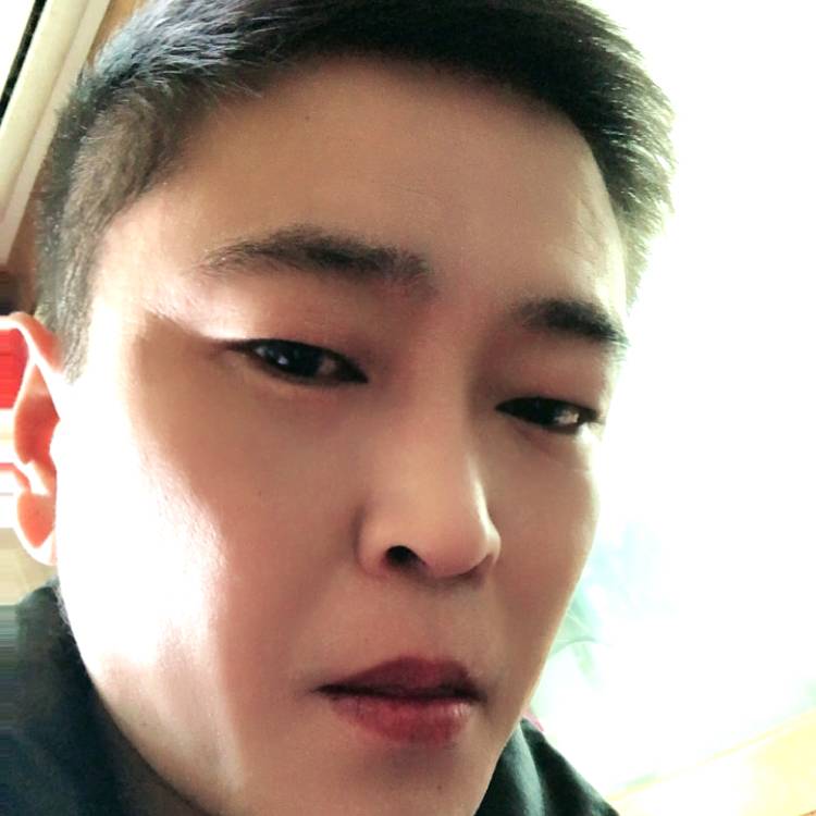安静回首诺言的照片