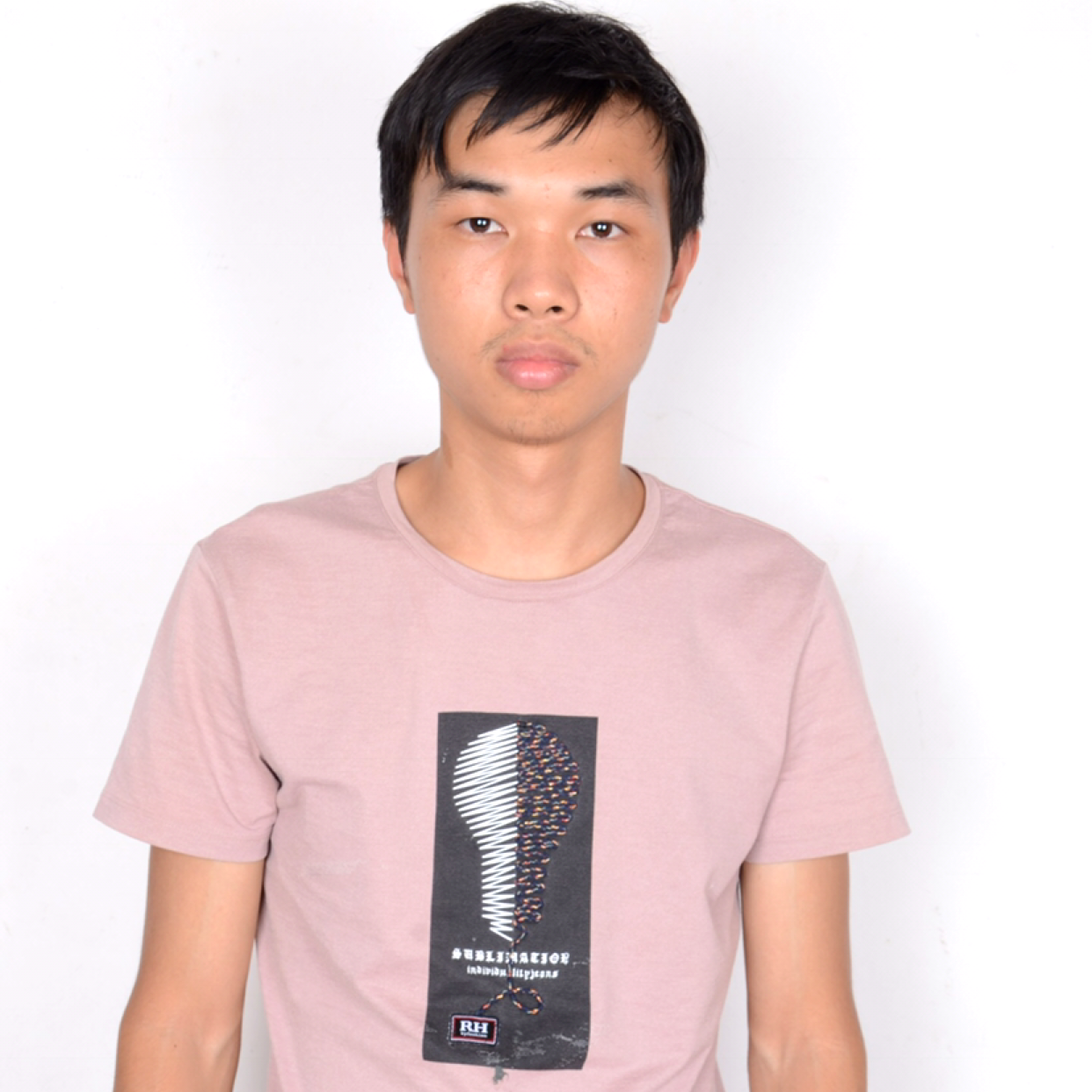 蜜粉泪了忧伤的照片