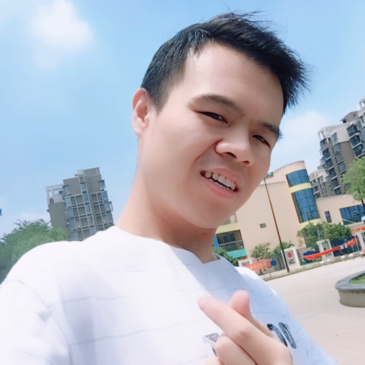 缺月孤鸿的照片