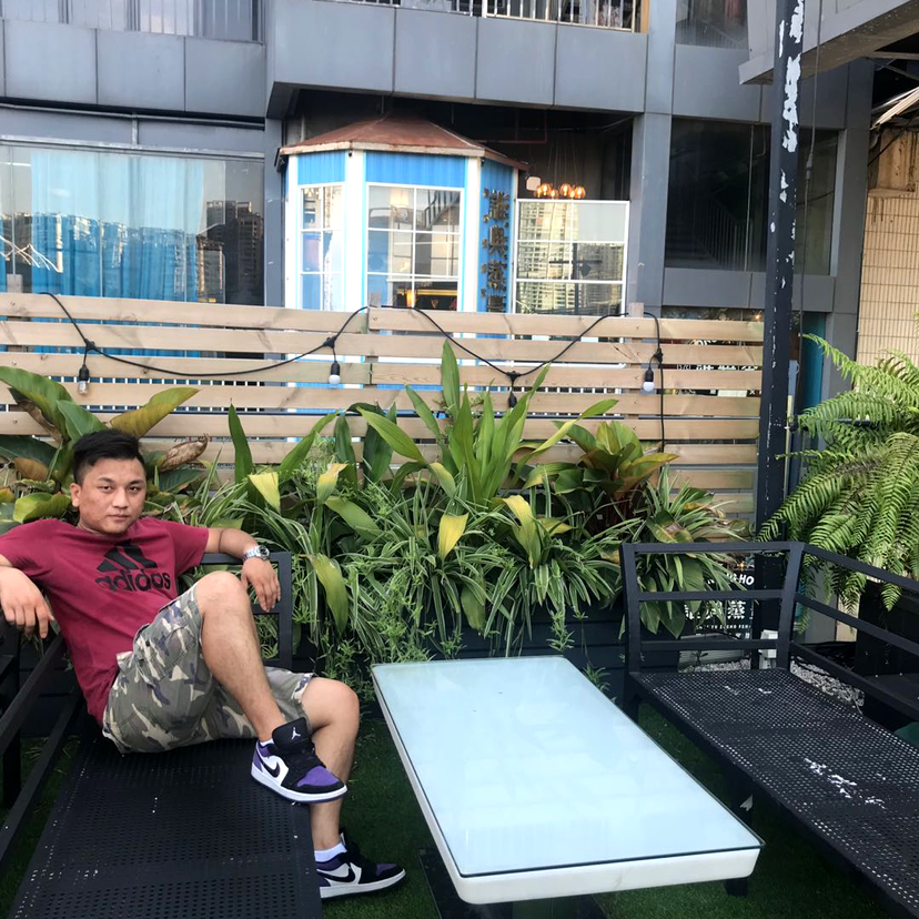 嗌硪锋少的照片